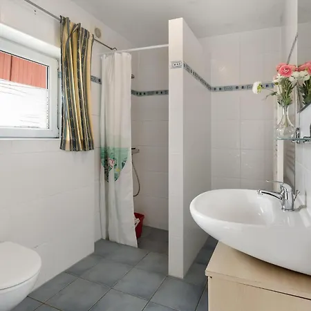 Two-bedroom In Appartamento Kruså