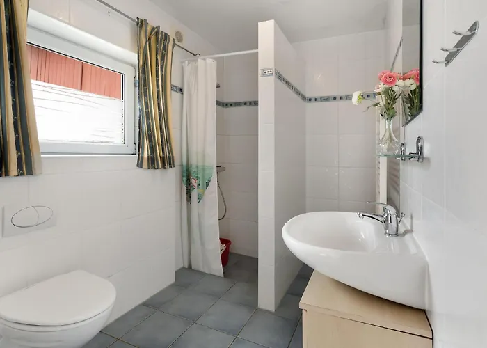 Two-bedroom In Apartment Krusa